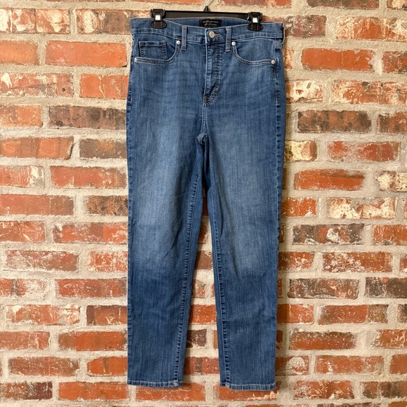 Banana Republic Denim - P40 - Banana Republic Light Blue High-Rise Slim Jeans